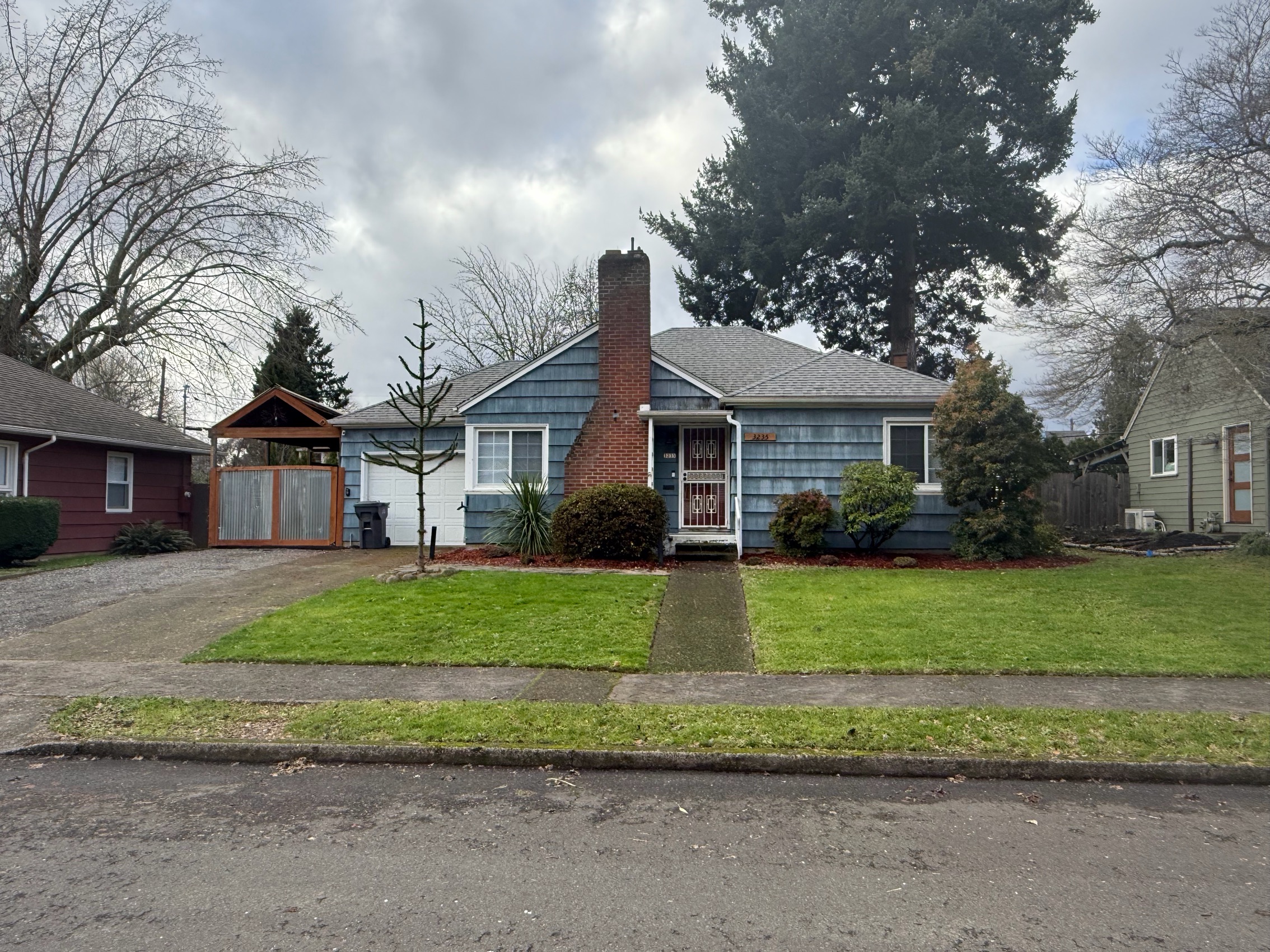 3235 NE 89th Ave